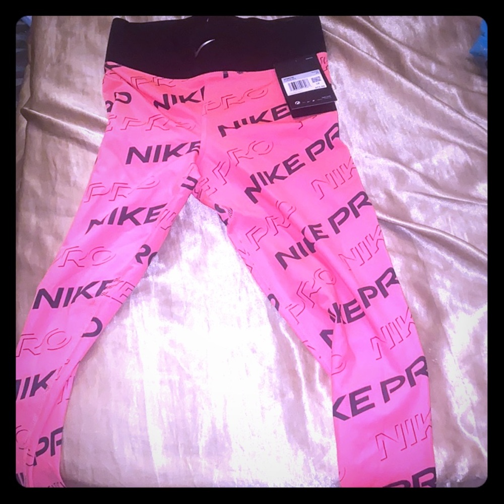 Nike pro leggings BNWT